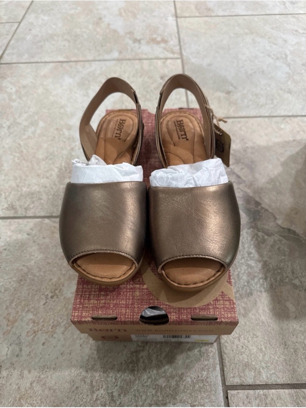 Born Trang Leather Slingback Sandals Bronze Metallic Size 9 NEW
